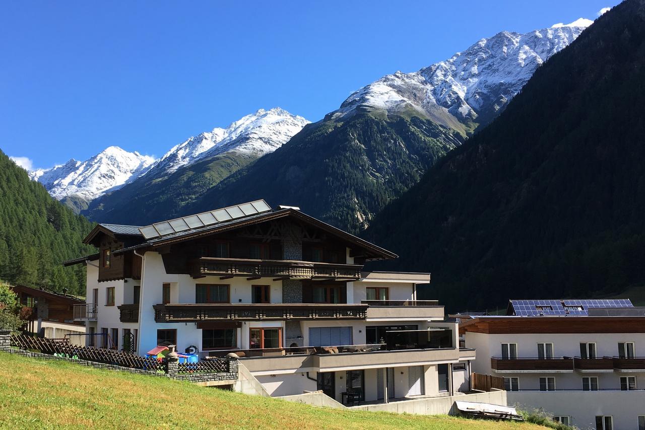 Fruehstueckspension Astoria Sölden Exterior foto
